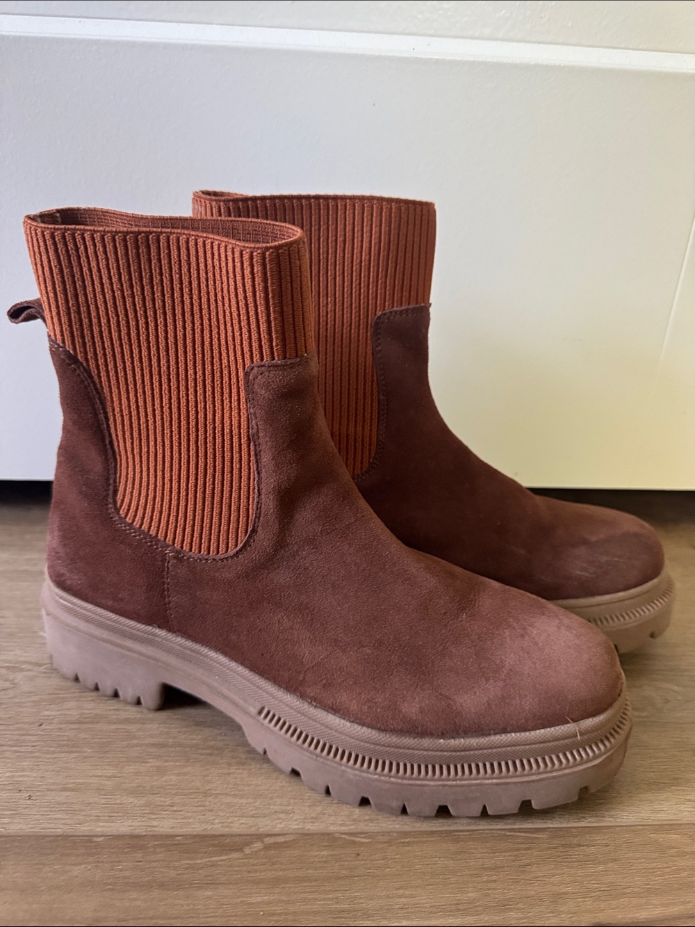 Serra Women's Suede Chelsea Booties in Rust Brown